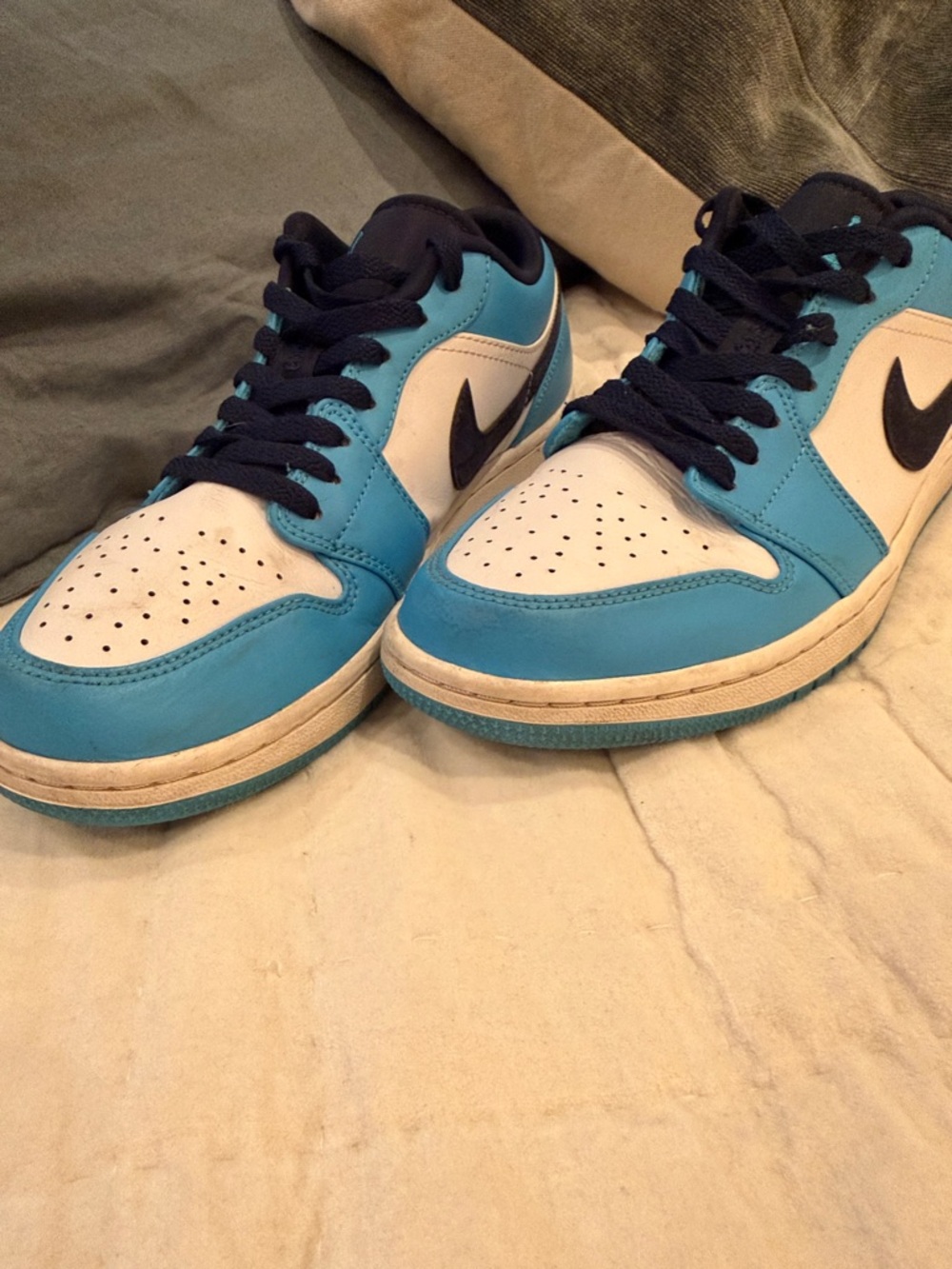 Nike Air Jordan Low-Top Sneakers in Blue, White and Black